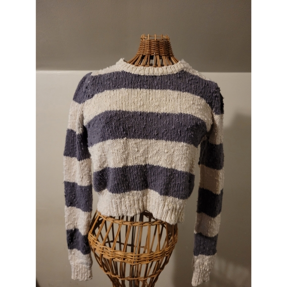 Kirra knit sweater - Picture 2 of 2